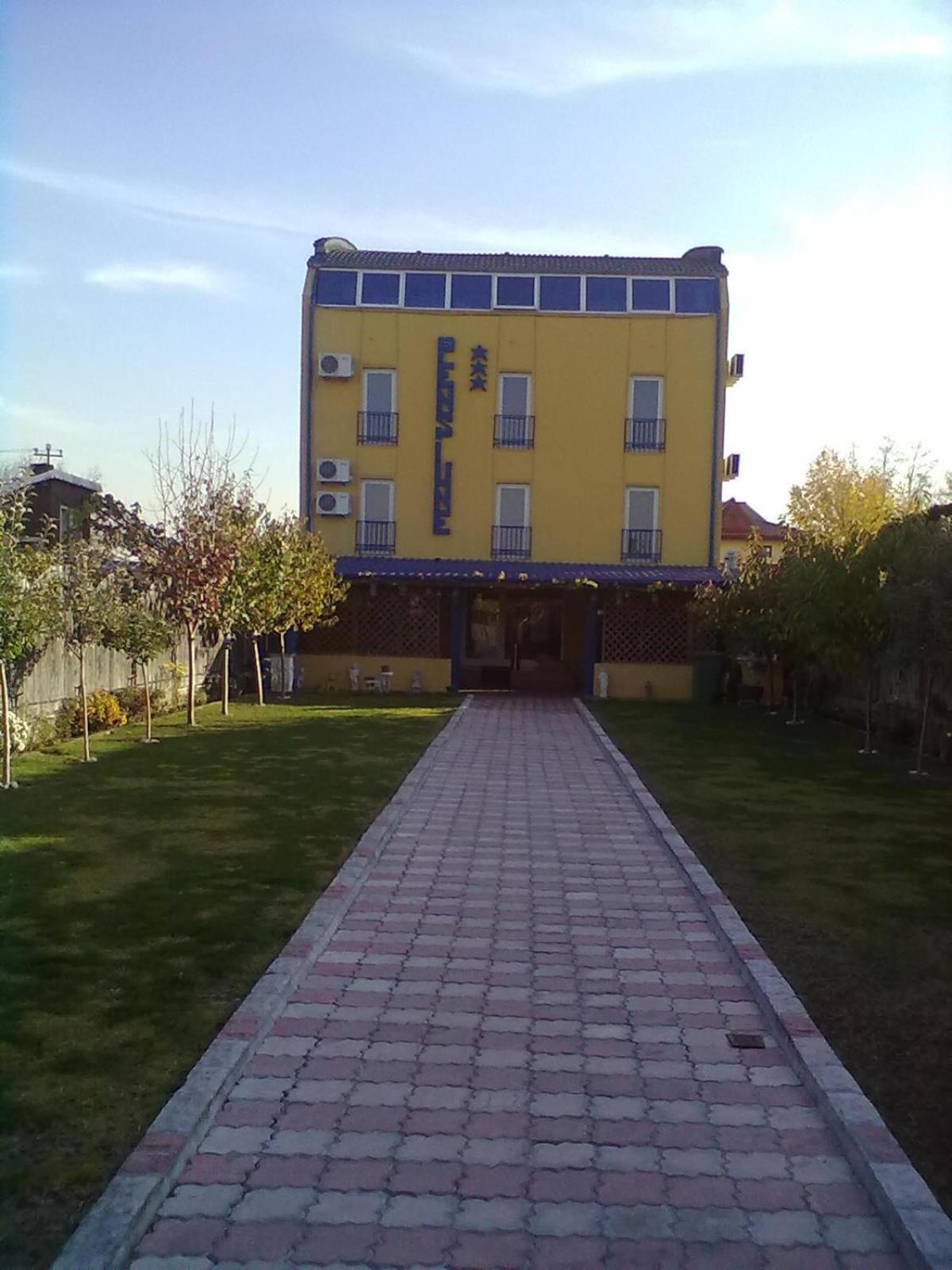 Pensiunea Raffael Otopeni Exterior photo